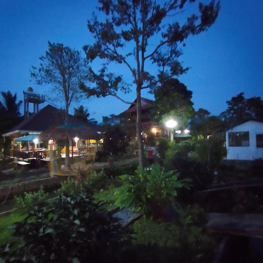 Brown House Resort Can Tho Exteriör bild